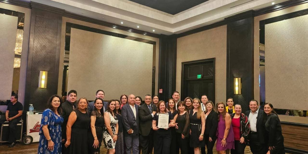FACPYA RECIBE RECONOCIMIENTO POR RESPONSABILIDAD SOCIAL UNIVERSITARIA