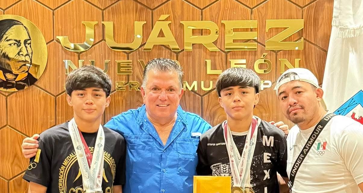 NOÉ CHÁVEZ CELEBRA A JÓVENES DE JUÁREZ QUE REPRESENTARÁN A MÉXICO EN MUNDIAL DE LUCHA