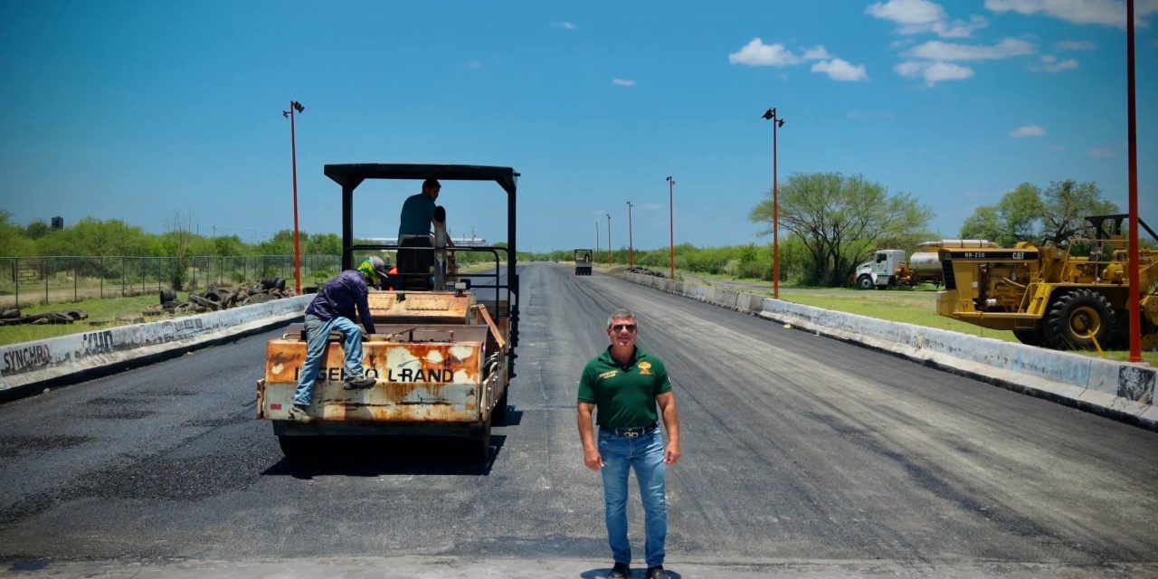 BALTAZAR MARTÍNEZ MONTEMAYOR DESTACA AVANCE EN PISTA DEL AUTÓDROMO FUNDADORES DE CERRALVO