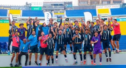 DE LA MANO DE ADÁN SÁNCHEZ RAYADOS LIDERA CORONACIÓN HISTÓRICA DE LA SUB-15
