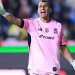 NAHUEL GUZMÁN RENUEVA CONTRATO CON TIGRES HASTA 2026