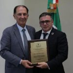 JAVIER ENRIQUE FLORES SALDÍVAR RECIBE RECONOCIMIENTO POR “PROCURACIÓN DE JUSTICIA”