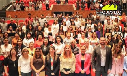 MIRIAM HINOJOSA DESTACA RUPTURA DEL “TECHO DE CEMENTO” EN DIPLOMADO “MUJERES AL FRENTE EN LA POLÍTICA”