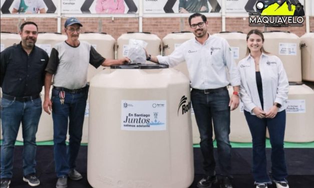 DAVID DE LA PEÑA REFUERZA PROGRAMA “JUNTOS SALIMOS ADELANTE” CON NUEVA ENTREGA DE TINACOS