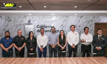 DAVID DE LA PEÑA FIRMA CONVENIOS CON LA CMIC PARA IMPULSAR CAPACITACIÓN Y DESARROLLO SOCIAL EN SANTIAGO