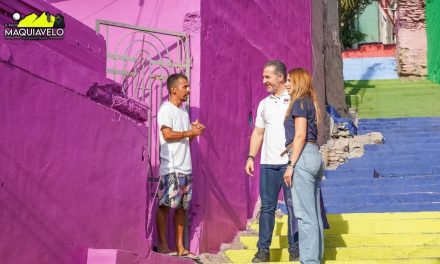 ADRIÁN DE LA GARZA CELEBRA 500 FACHADAS PINTADAS CON “TRANSFORMANDO MONTERREY”