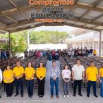 RAÚL CANTÚ GARANTIZA ESPACIOS EDUCATIVOS CON 270 BANCOS PARA PREPA 25 EN SALINAS VICTORIA