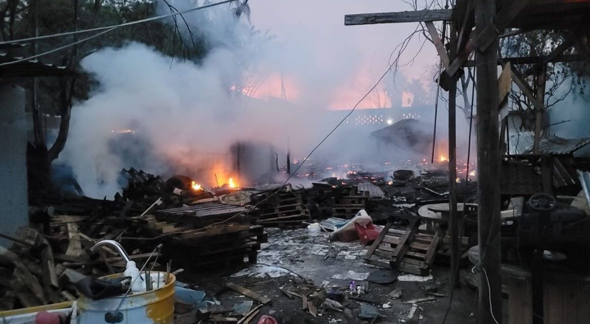 PROTECCIÓN CIVIL DE NUEVO LEÓN CONTROLA SERIE DE INCENDIOS EN LA ZONA METROPOLITANA