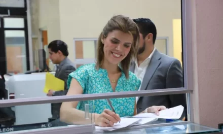 CLAUDIA CABALLERO PRESENTA INICIATIVA PARA UNIFICAR TRÁMITES ADMINISTRATIVOS