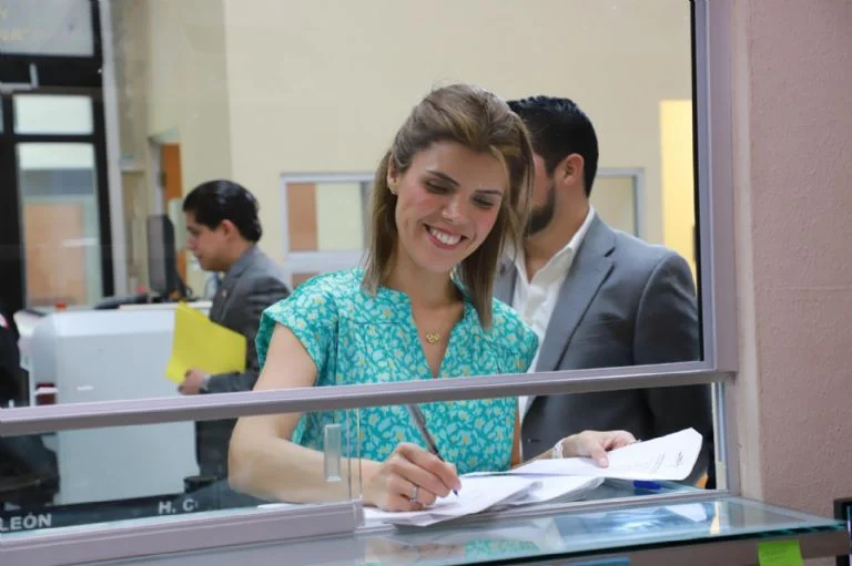 CLAUDIA CABALLERO PRESENTA INICIATIVA PARA UNIFICAR TRÁMITES ADMINISTRATIVOS