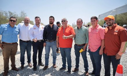 DAVID SÁNCHEZ ACOMPAÑA A SAMUEL GARCÍA EN ARRANQUE DE OBRA DEL “NUEVO CAMINO A PRESA LEÓN”