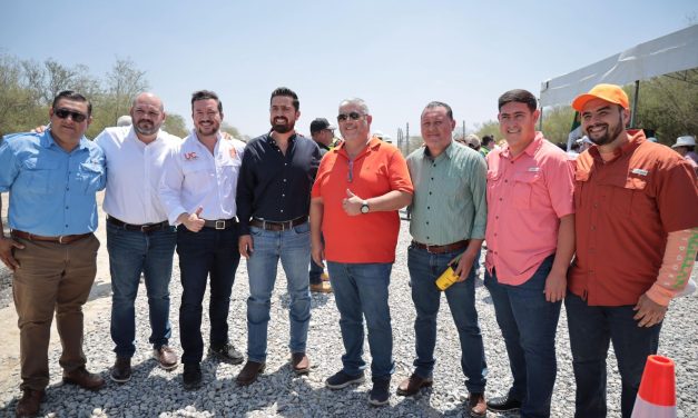DAVID SÁNCHEZ ACOMPAÑA A SAMUEL GARCÍA EN ARRANQUE DE OBRA DEL “NUEVO CAMINO A PRESA LEÓN”