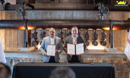 ANDRÉS MIJES FIRMA CONVENIO PARA IMPULSAR EDUCACIÓN STEAM EN ESCOBEDO
