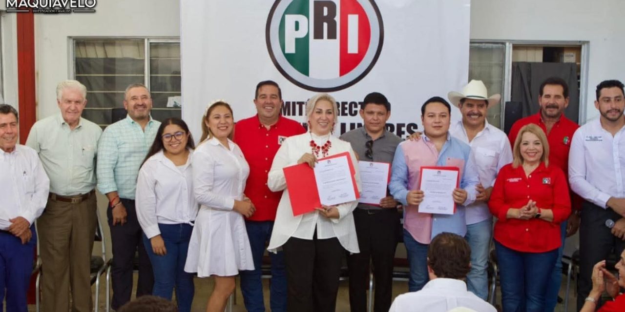 JOSÉ LUIS GARZA OCHOA INAUGURA “CASA DEL PUEBLO” EN LINARES
