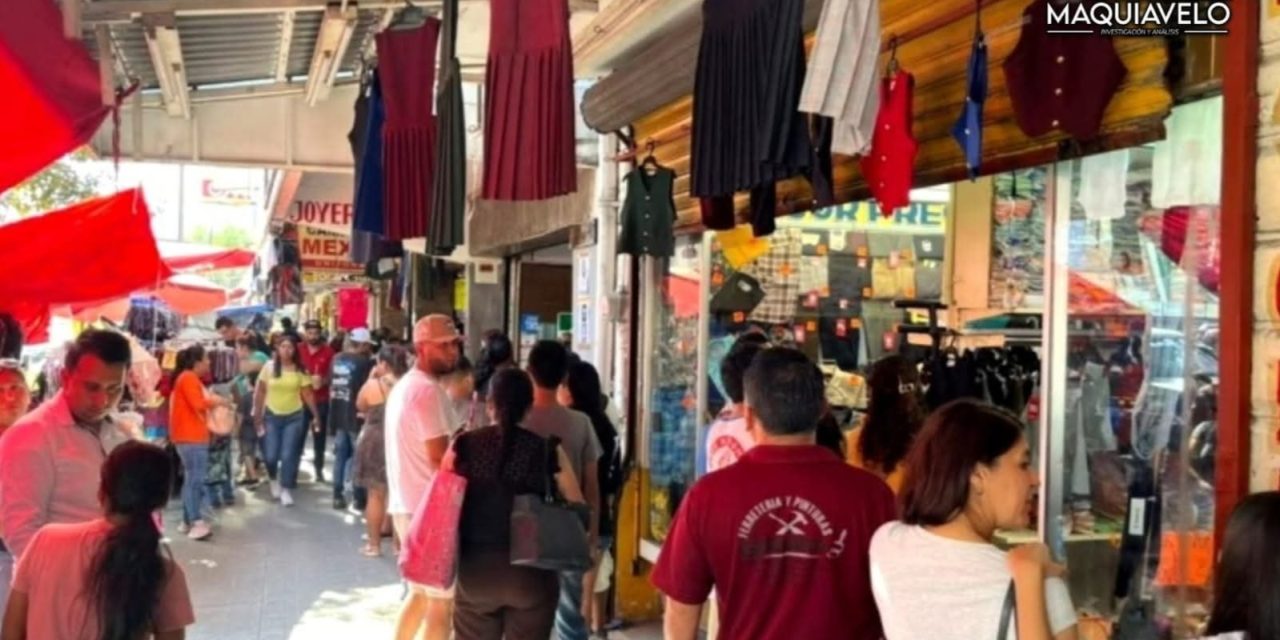 LARGAS FILAS Y PRECIOS ALTOS MARCAN LA COMPRA DE ÚTILES ESCOLARES EN EL ÁREA METROPOLITANA DE MONTERREY