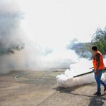 GUADALUPE COMBATE EL DENGUE CON FUMIGACIÓN EN ESCUELAS PREVIO AL INICIO ESCOLAR 