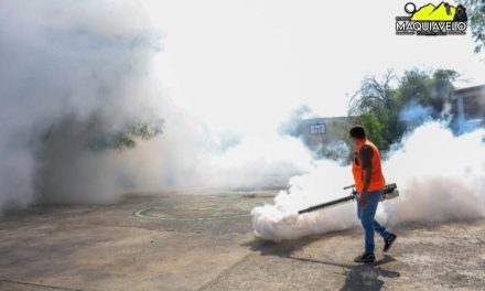 GUADALUPE COMBATE EL DENGUE CON FUMIGACIÓN EN ESCUELAS PREVIO AL INICIO ESCOLAR 
