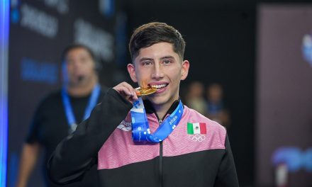 RANDALL WILLARS DETIENE DOMINIO CHINO Y LOGRA BRONCE EN SINGAPUR