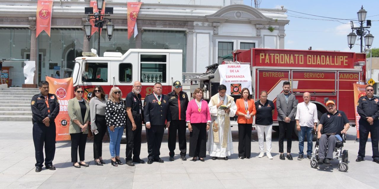 EN GUADALUPE LOS BOMBEROS CELEBRAN SU DÍA RECIBIENDO DOS UNIDADES NUEVAS PARA LOS ELEMENTOS 