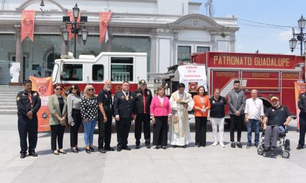 EN GUADALUPE LOS BOMBEROS CELEBRAN SU DÍA RECIBIENDO DOS UNIDADES NUEVAS PARA LOS ELEMENTOS 