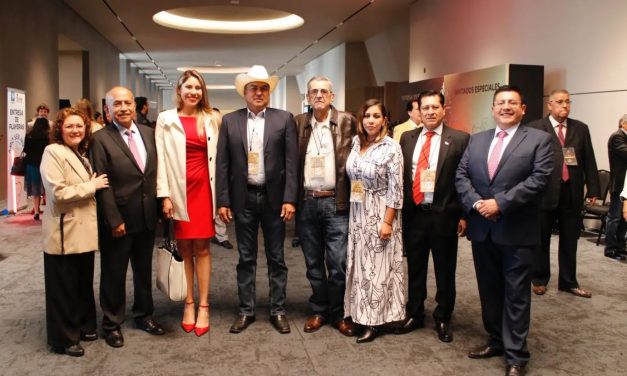 NOEL RAMÍREZ AFIRMA QUE LOS VETERINARIOS SON PILAR PARA UNA GANADERÍA FUERTE Y COMPETITIVA