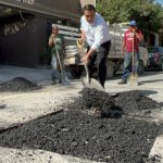JESÚS NAVA INTENSIFICA TRABAJOS DE BACHEO EN SANTA CATARINA
