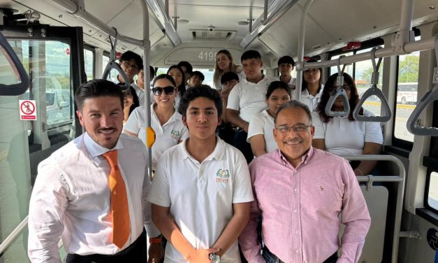 ANDRÉS MIJES DESTACA ENTREGA DE 23 CAMIONES PARA MEJORAR MOVILIDAD EN ESCOBEDO