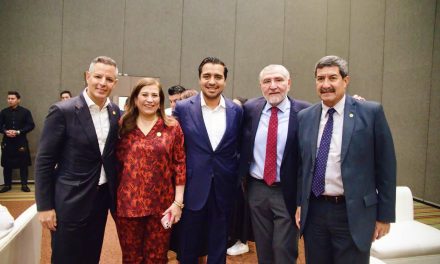 JESÚS NAVA ACUDE A INFORME EN EL SENADO Y REAFIRMA SU RESPALDO A LA 4T
