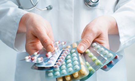 LOS MEXICANOS SUFREN POR PRECIOS ALTOS DE MEDICAMENTOS