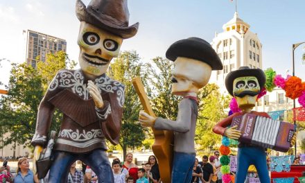 FESTIVAL DE SANTA LUCÍA LLENA EL CENTRO DE MONTERREY DE COLORES, MÚSICA Y TRADICIÓN