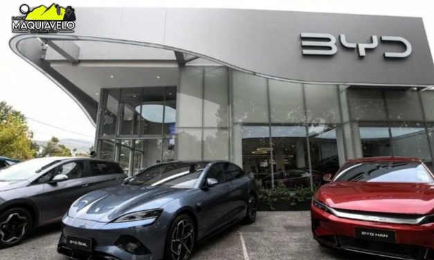 BYD Y GRUPO TEC IMPULSAN TAXIS ELÉCTRICOS EN NUEVO LEÓN