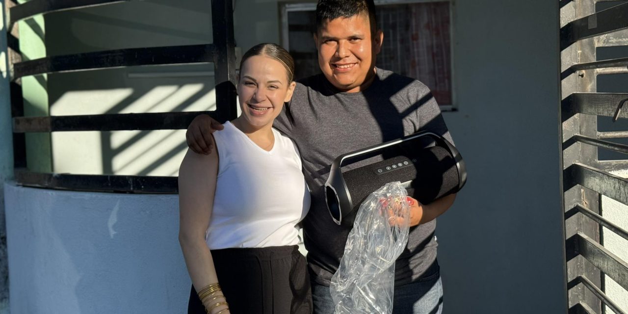 AILE TAMEZ RECORRE SU DISTRITO 26 PARA CONOCER DE CERCA LAS NECESIDADES DE SUS HABITANTES
