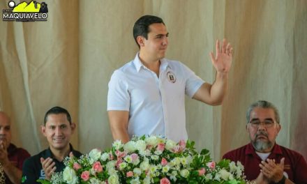 CÉSAR GARZA ALCALDE DE APODACA CONMEMORA NATALICIO DE LA PROFRA. OFELIA CARRILLO