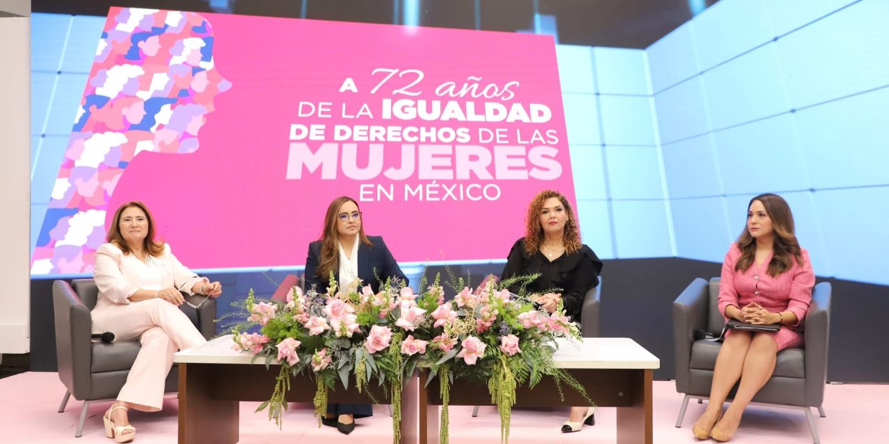LAURA PERLA CÓRDOVA RINDE HOMENAJE A MUJERES IMPARTIDORAS DE JUSTICIA EN NUEVO LEÓN