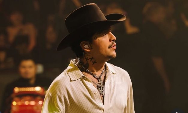 CHRISTIAN NODAL ENCANTA A MONTERREY EN UNA NOCHE DE ÉXITOS MUSICALES