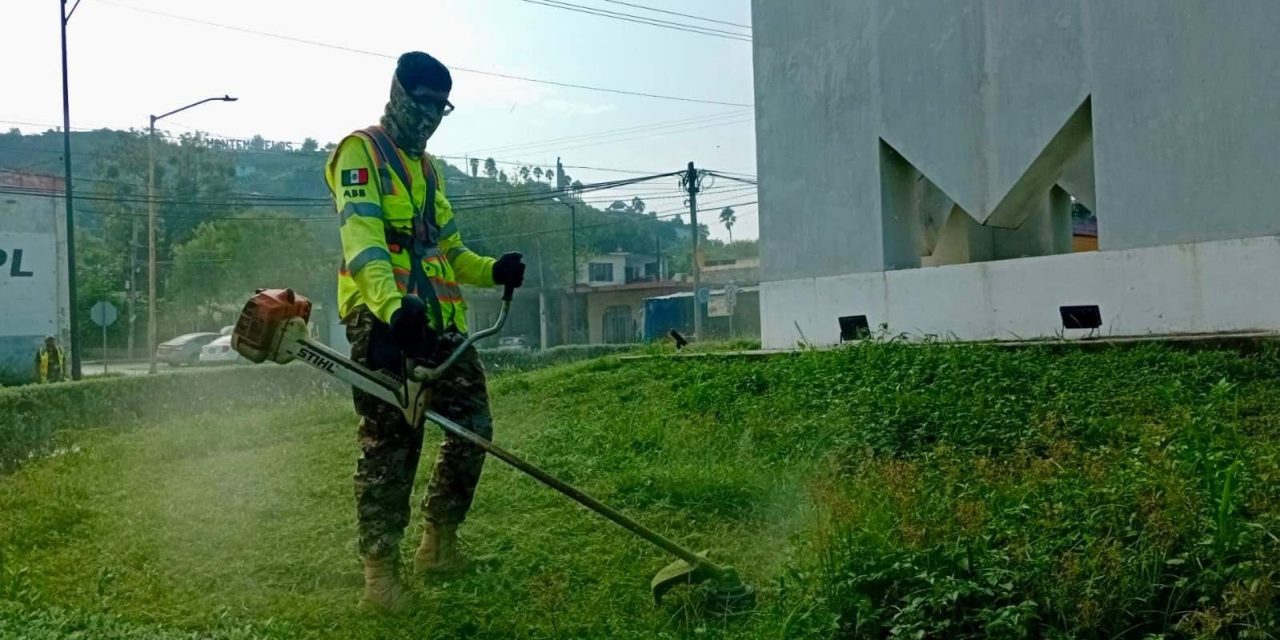MIGUEL ÁNGEL SALAZAR REFUERZA LIMPIEZA Y MANTENIMIENTO DE ÁREAS VERDES EN MONTEMORELOS