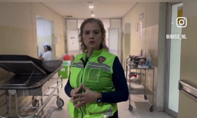 DRA. MIRALDA AGUILAR RECONOCE LABOR DE PROTECCIÓN CIVIL Y BOMBEROS EN INCENDIO DEL IMSS