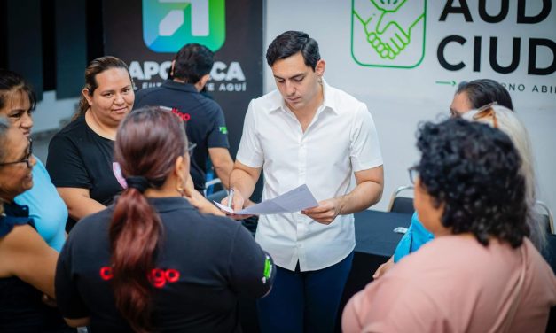 CÉSAR GARZA ESCUCHA DE CERCA A LOS APODACENSES EN AUDIENCIA CIUDADANA