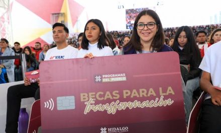 MÁS DE 6,500 JÓVENES RECIBEN BECAS DE LA TRANSFORMACIÓN PARA CONTINUAR SUS ESTUDIOS