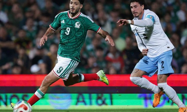 MÉXICO Y URUGUAY FIRMAN EMPATE SIN GOLES EN TORREÓN