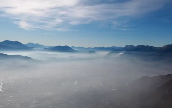MONTERREY ENTRA EN TEMPORADA DE INVERSIÓN TÉRMICA: ALERTAN POR RIESGOS A LA SALUD Y AUMENTO DE CONTAMINANTES