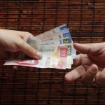 CLAUDIA SHEINBAUM ANUNCIA AUMENTO AL SALARIO MÍNIMO Y JORNADA LABORAL DE 40 HORAS EN 2026