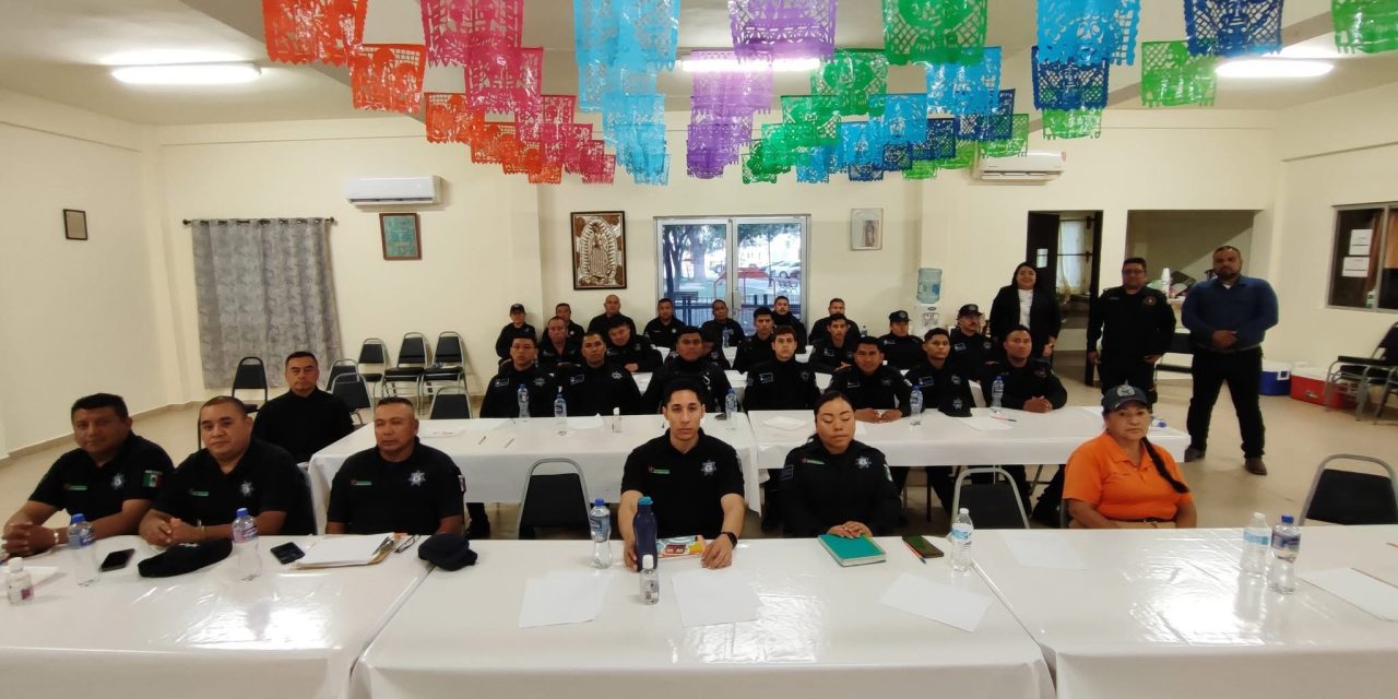 ADRIANA MARTÍNEZ FORTALECE ACCIONES DE CAPACITACIÓN CON PERSPECTIVA DE GÉNERO EN LAMPAZOS