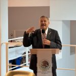 SANTOS GUZMÁN LÓPEZ CELEBRA REUNIÓN CON PROFESIONISTAS UANL EN ESPAÑA