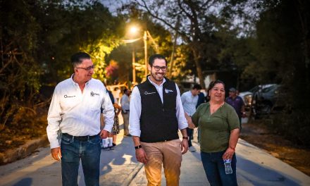 DAVID DE LA PEÑA ENTREGA MEGAOBRAS DE PAVIMENTACIÓN EN LA COMUNIDAD SAN PEDRO EN SANTIAGO