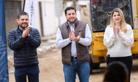 RAÚL CANTÚ ARRANCA NUEVA PAVIMENTACIÓN PARA MEJORAR LA MOVILIDAD EN SALINAS VICTORIA