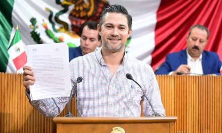 ARMANDO VÍCTOR GUTIÉRREZ BUSCA MEJORAR SEGURIDAD VIAL CON NUEVOS REQUISITOS PARA LICENCIAS