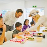 JESÚS NAVA Y PAOLA GARCÍA YVES FORTALECE HABILIDADES DE NIÑAS Y NIÑOS AUTISTAS CON EDICIÓN CULINARIA DE “ALMAS CREATIVAS”