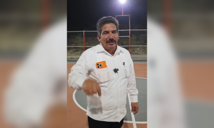 FRANCISCO ESQUIVEL INAUGURA CANCHA REHABILITADA EN LA COLONIA EL RODEO