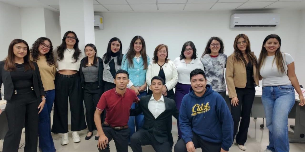 DRA. ADRIANA GARZA ELIZONDO RESALTA TRIUNFO DE FACPYA EN TORNEO INTERNACIONAL DE EMPRENDIMIENTO